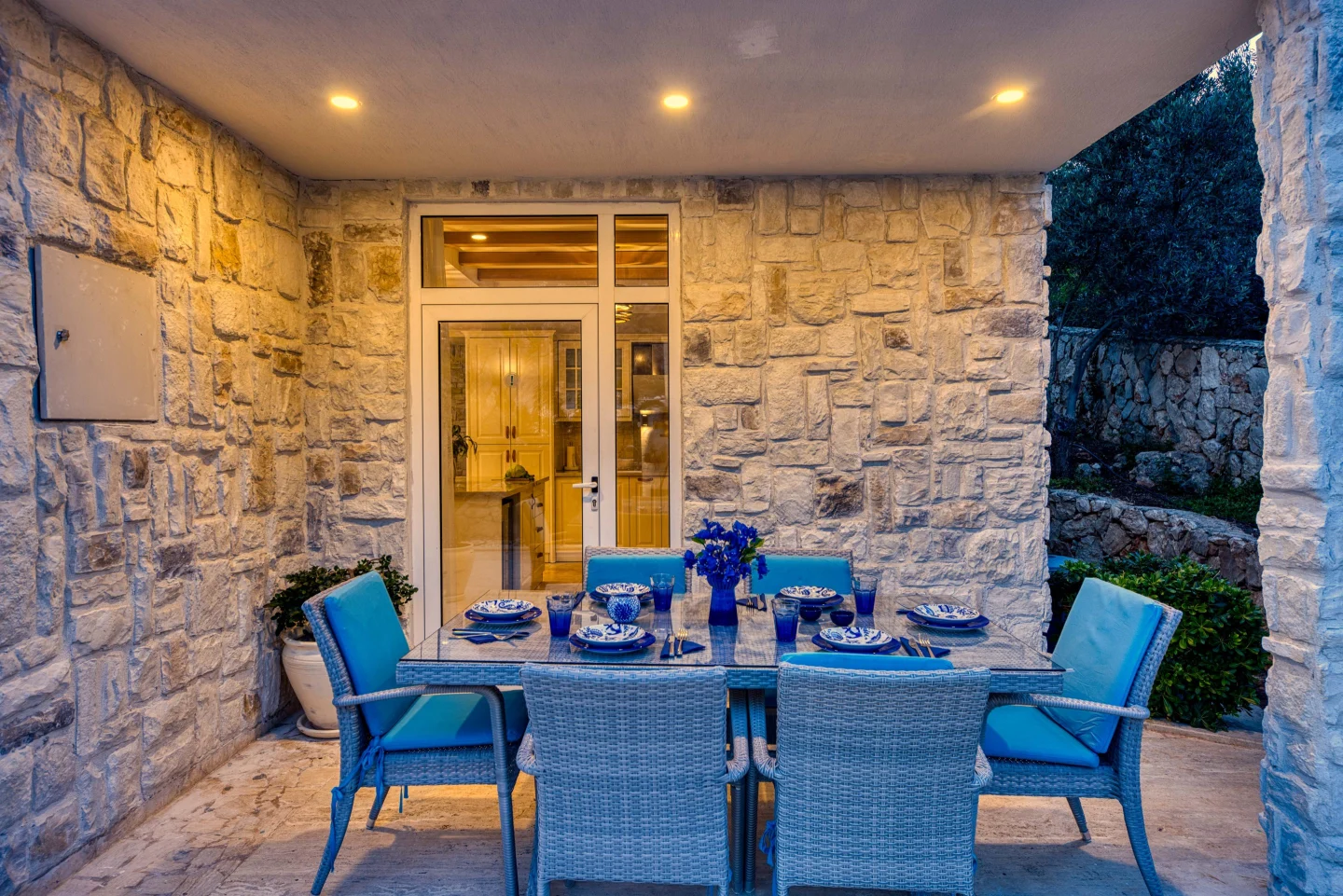 Yurt Dışında Yaşayan Villa Sahipleri İçin Tadilat İletişimi