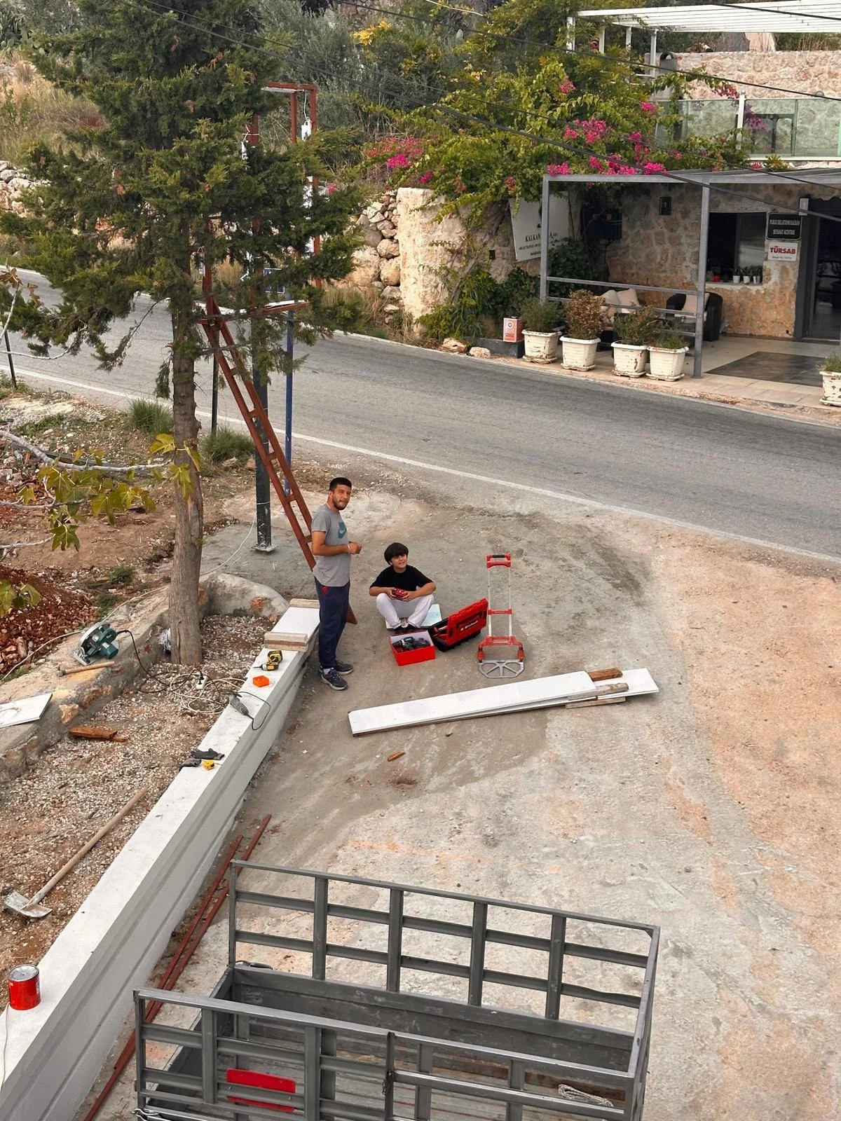 THE MİA Öncesi 16