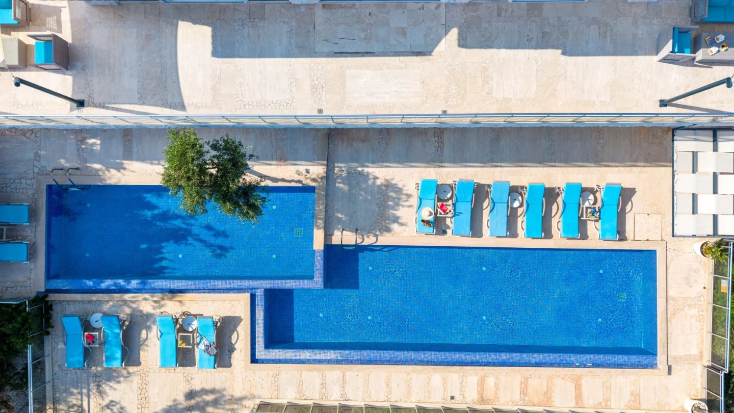 Kaş ve Kalkan’da Çatı Su Yalıtımı: Sızıntının Kaynağından Çözüm Planına